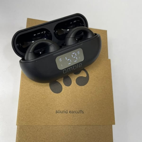 AUDIFONOS AMBIE CON PANTALLA
